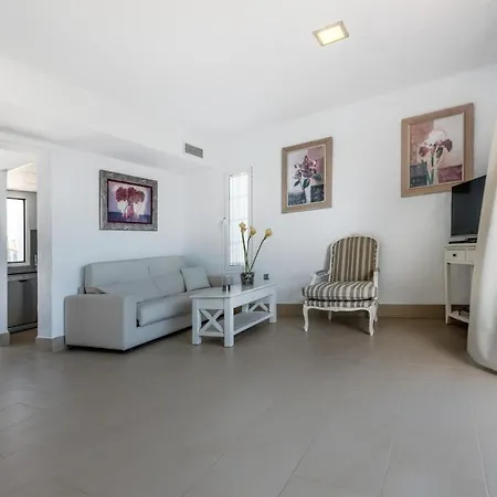 Flamenco Conil Villa *